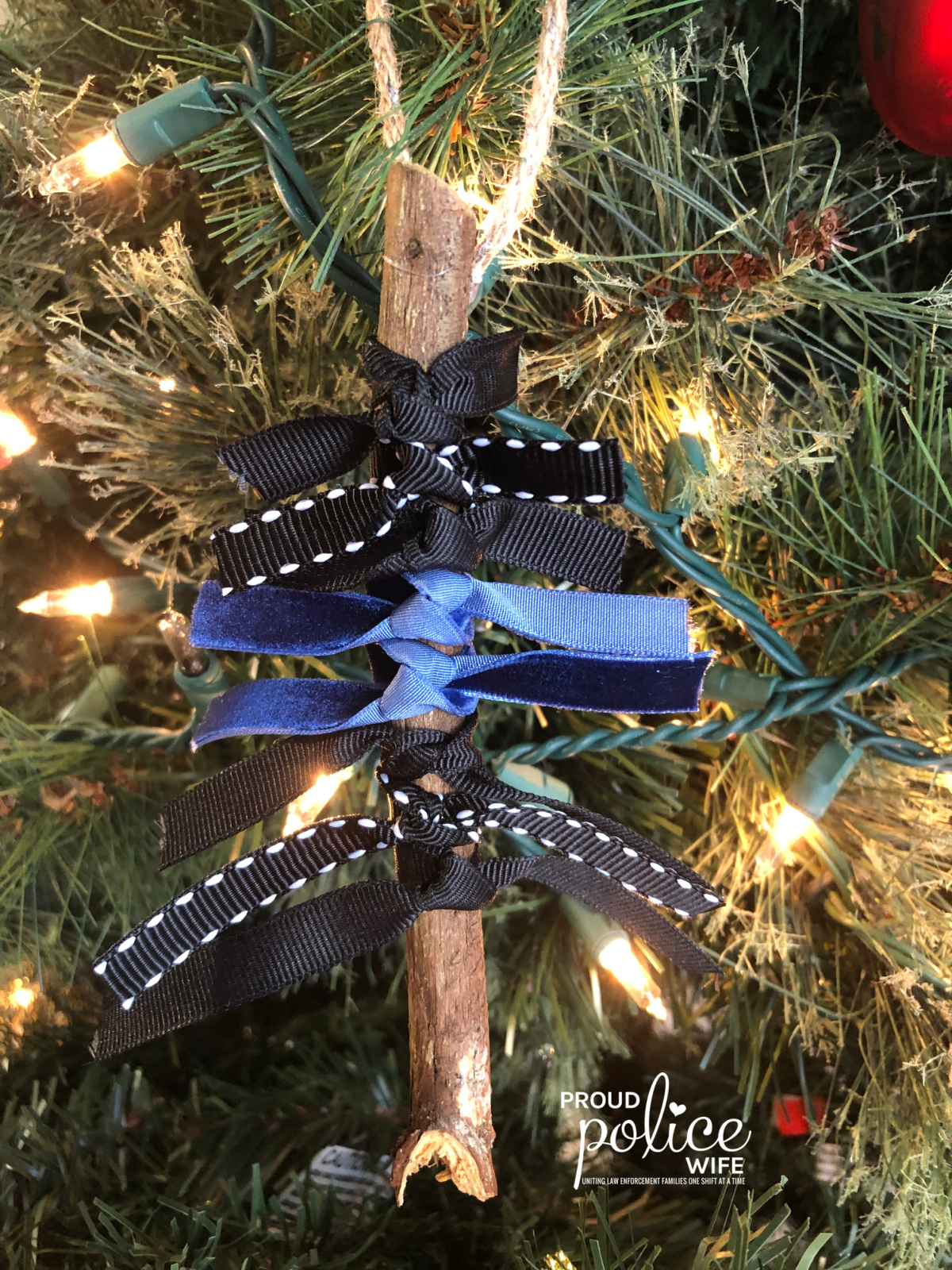 Diy Easy Thin Blue Line Crafts And Ts For Christmas